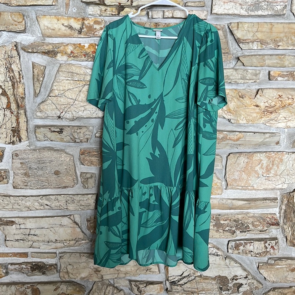 Green dress
